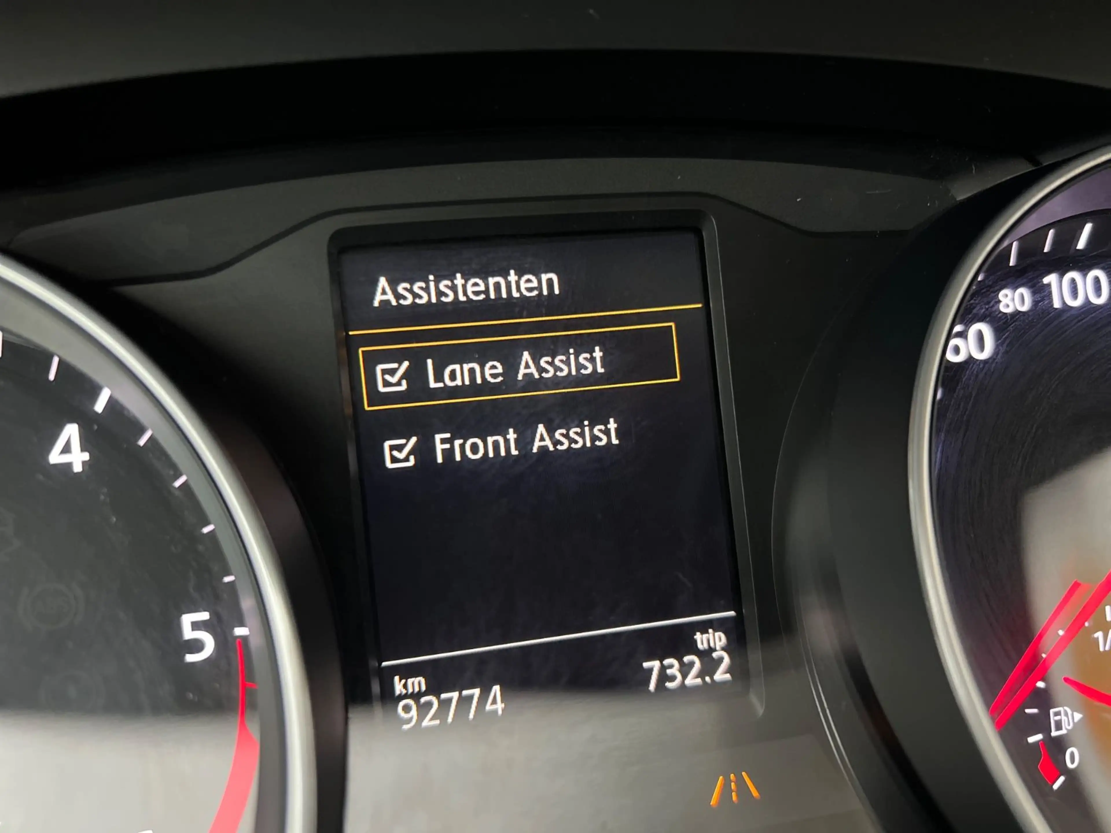 Volkswagen Passat Highline/ 4x4/ DYNAUDIO/ MASSAGE/ AHK/ — photo 24