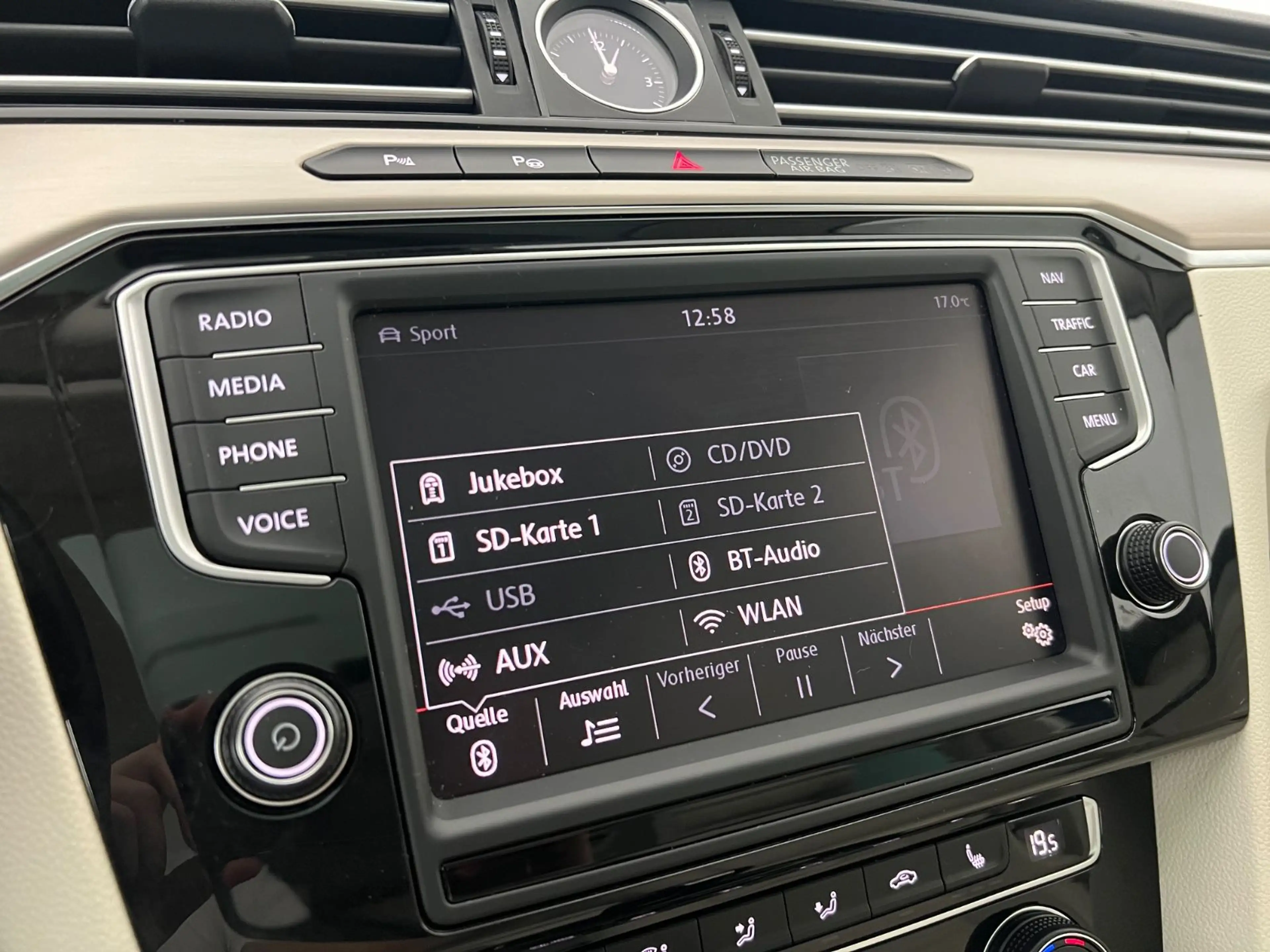 Volkswagen Passat Highline/ 4x4/ DYNAUDIO/ MASSAGE/ AHK/ — photo 29