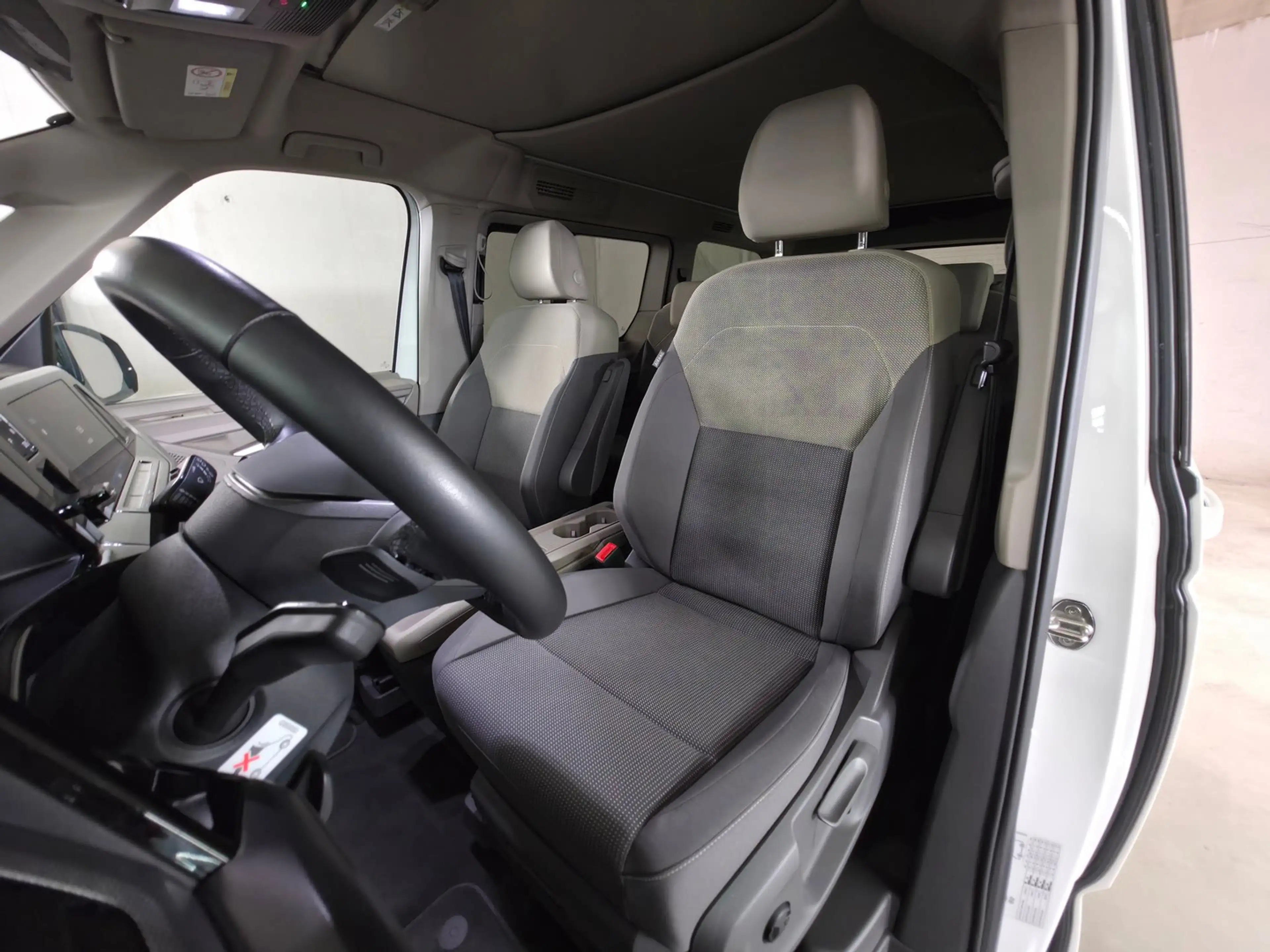 Volkswagen T7 California VW Multivan T7 California TDI — photo 13