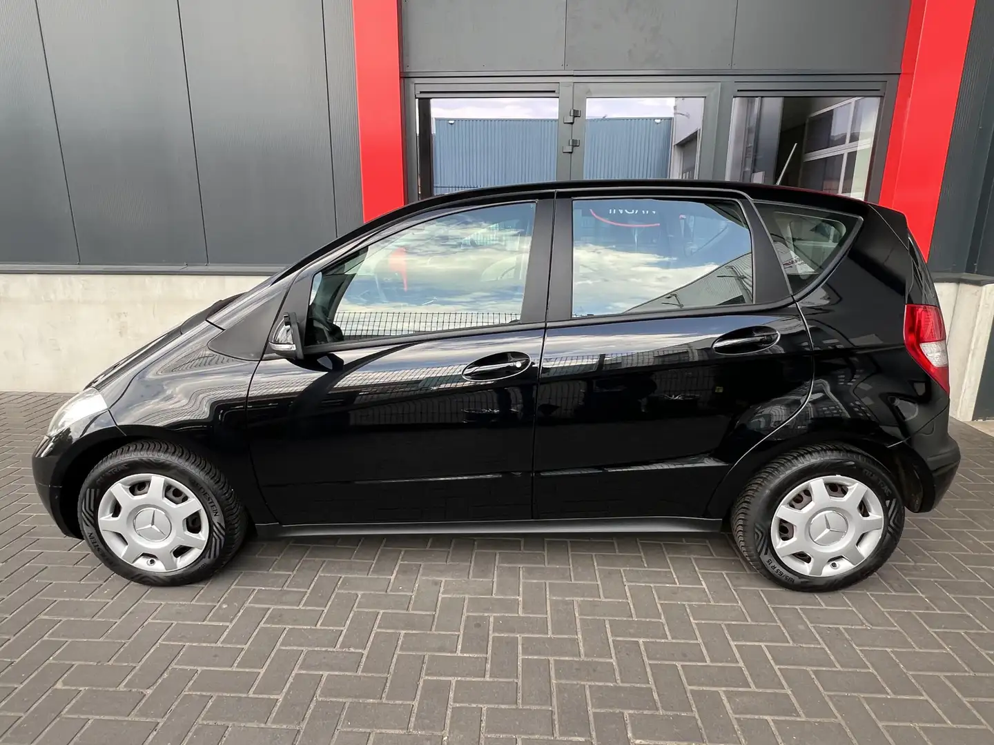 Mercedes-Benz A 160 Edition 125 Business Class Zwart - 2