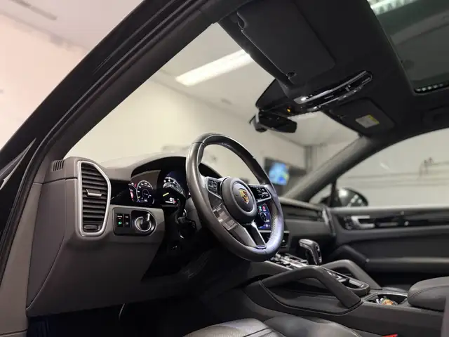 Porsche Cayenne E-Hybrid Coupe * Erstbesitz* Pano * Luft * HuD* Ansicht 18