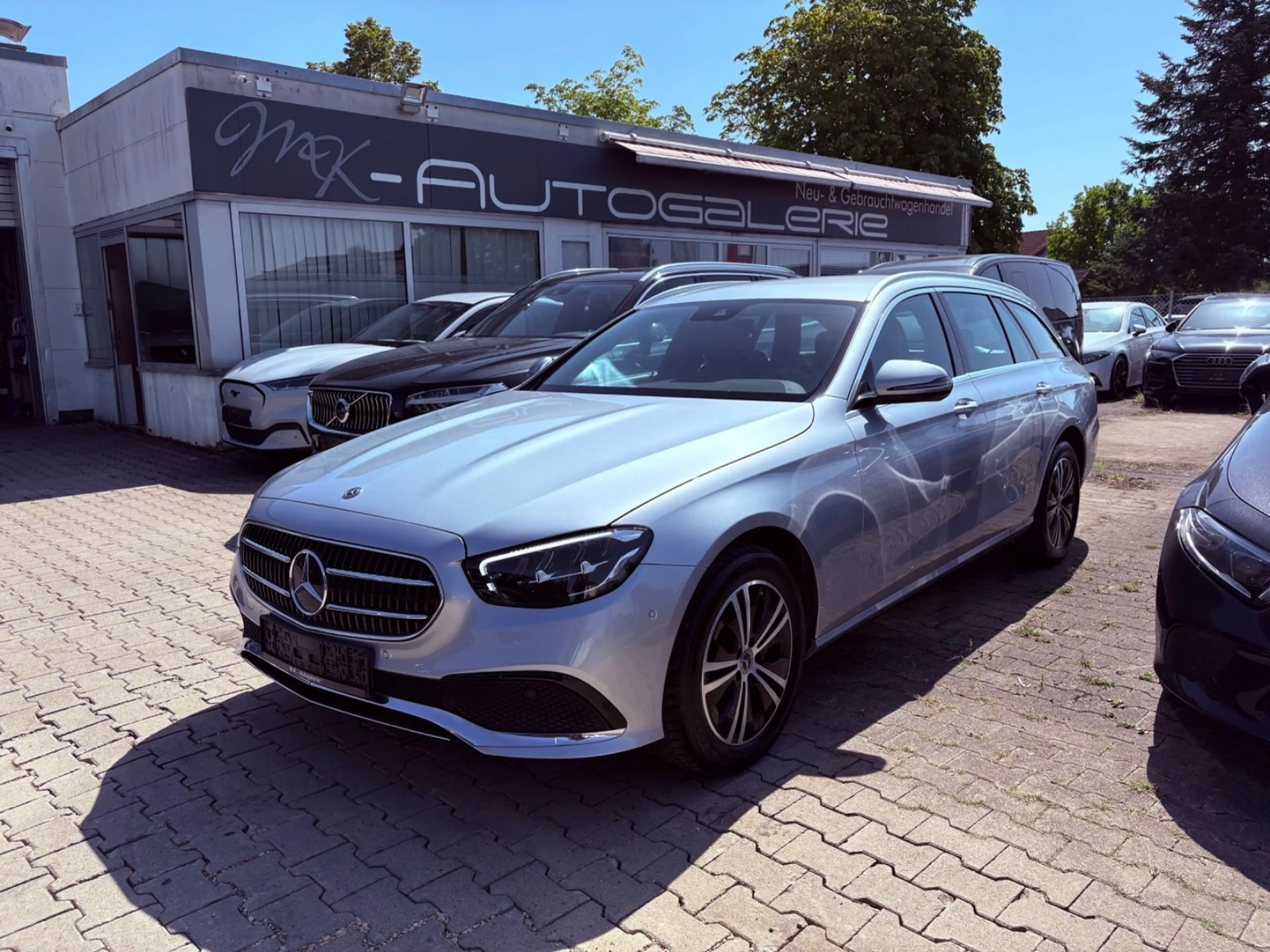 Mercedes-Benz E 220 d 4Matic T-Modell|Facelift|R.-Kamera|1.Hand