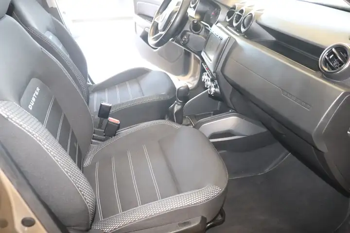 Dacia Duster 1.5 dCi Laureate 4x2 2017, foto 10