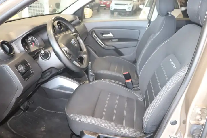 Dacia Duster 1.5 dCi Laureate 4x2 2017, foto 6
