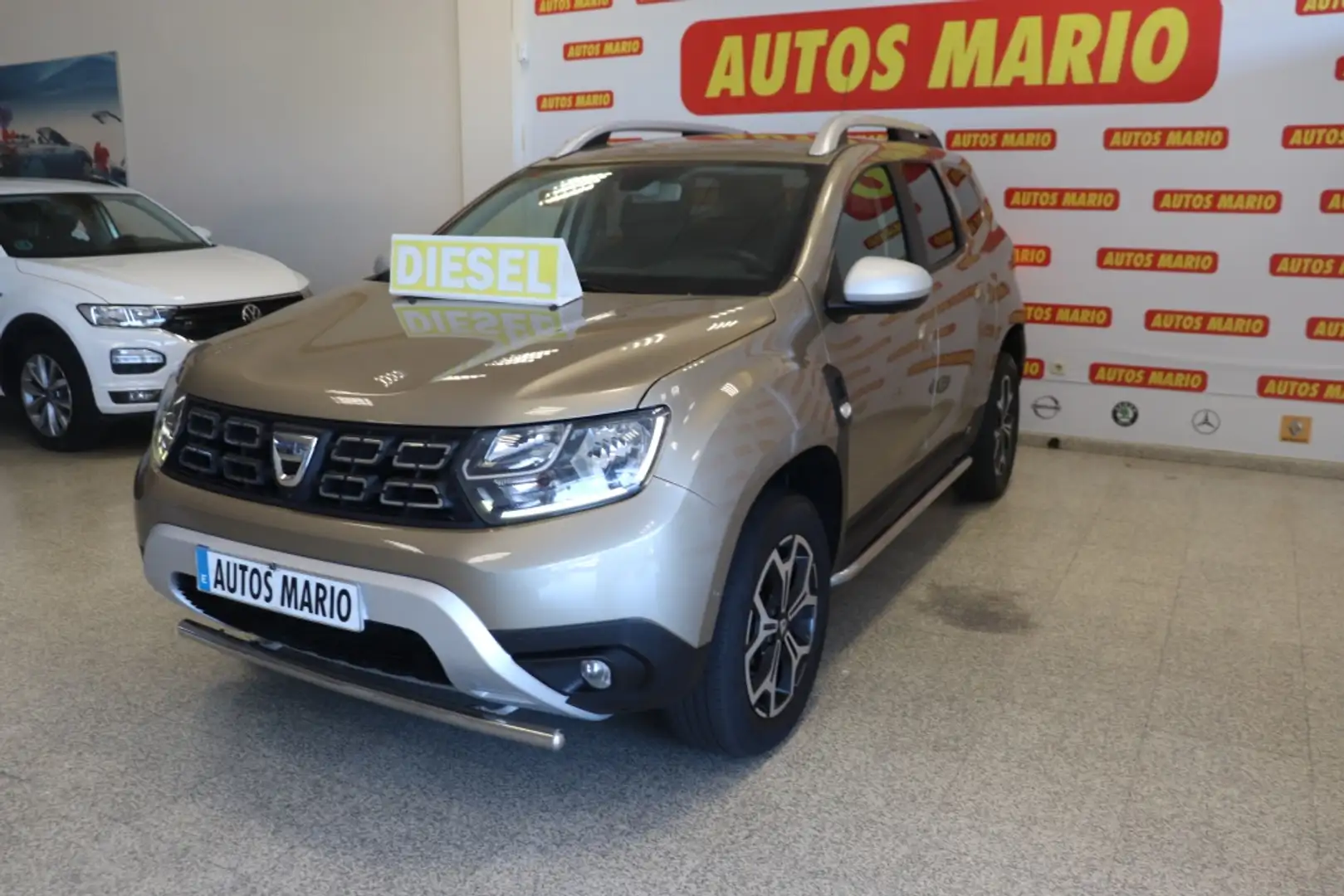 Dacia Duster 1.5dCi Laureate 4x2 EDC 110 Gris - 2