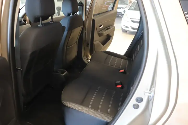 Dacia Duster 1.5 dCi Laureate 4x2 2017, foto 8