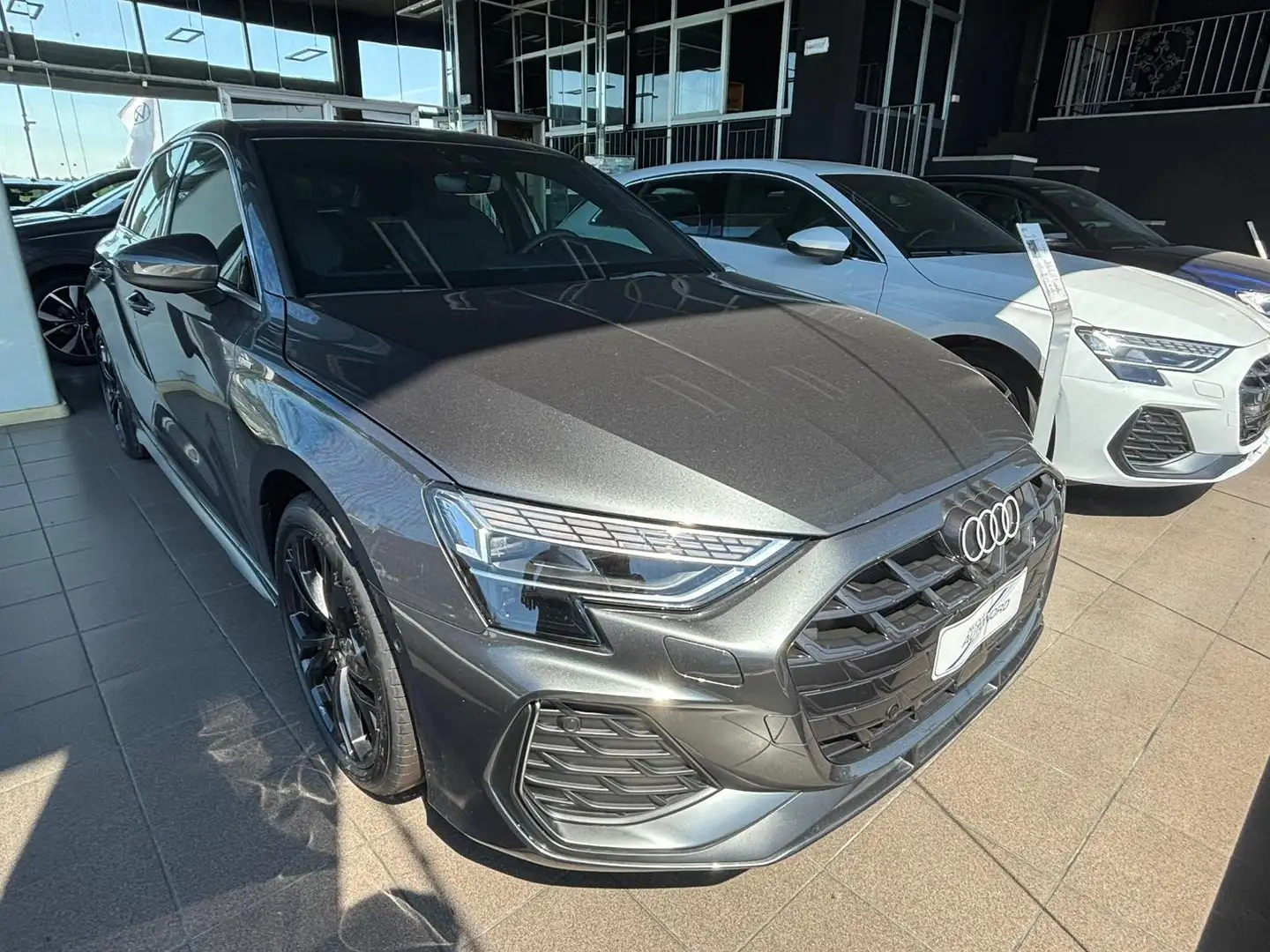 Audi A3 A3 Sportback 1.5 tfsi mhev S line edition s-tronic Gris - 2