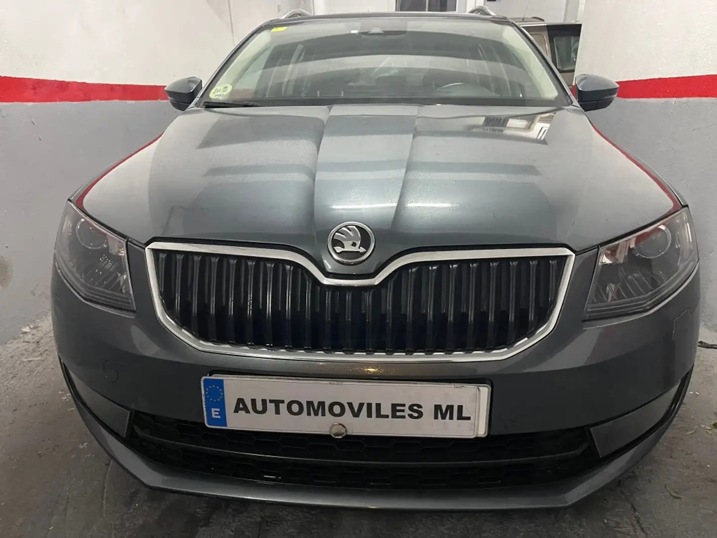 Skoda Octavia Combi 1.6TDI CR Family DSG - 2