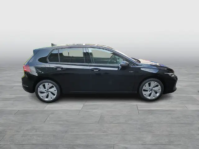 Volkswagen Golf view 6