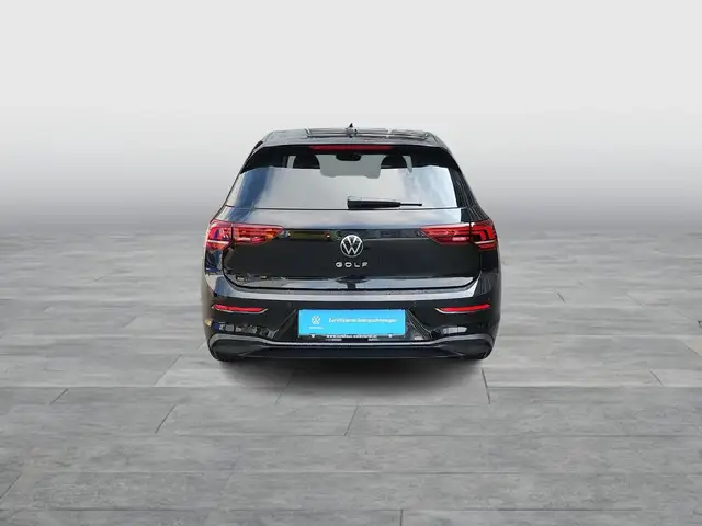 Volkswagen Golf view 5