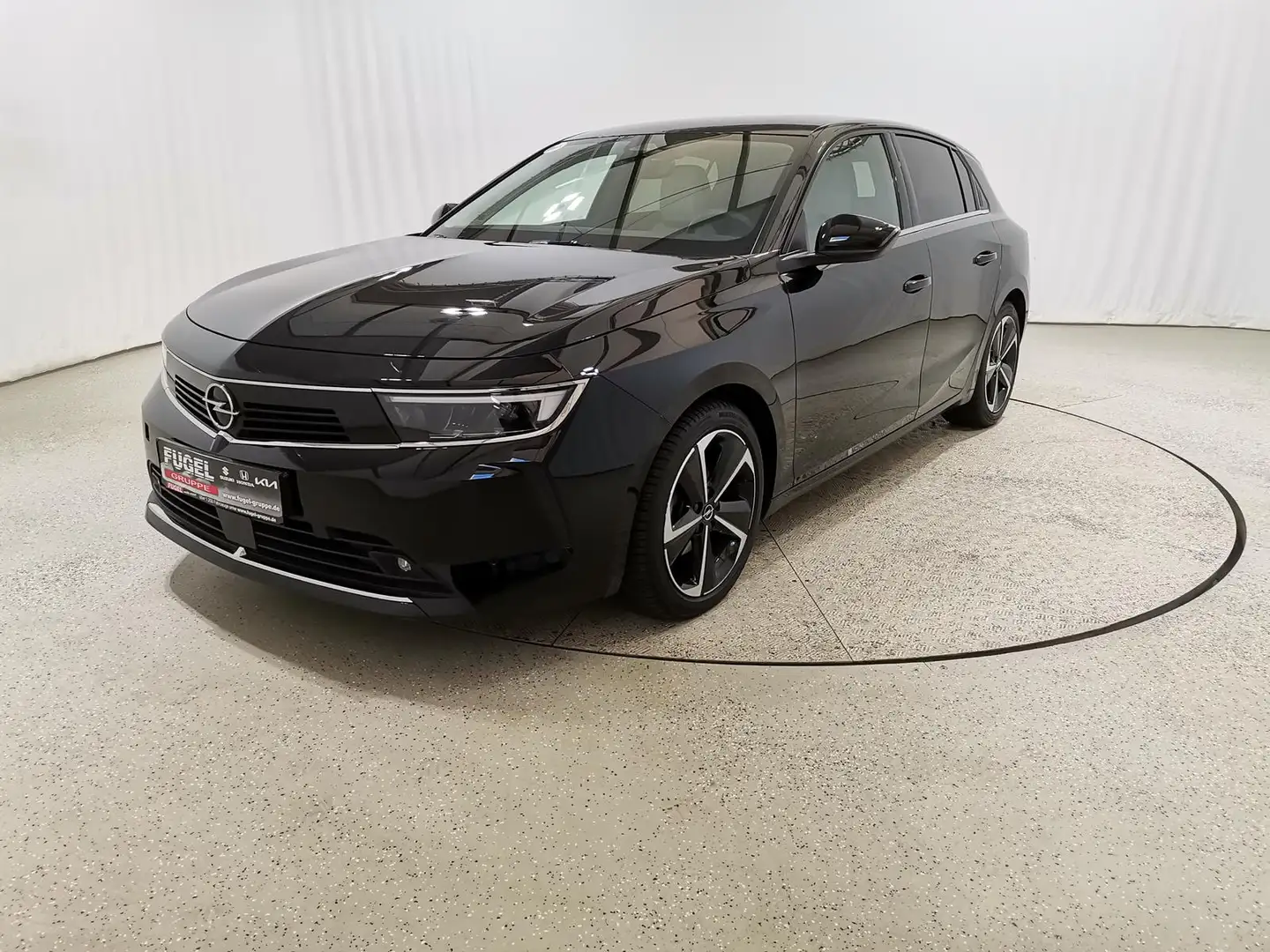 Opel Astra 1.2T Elegance LED|Navi|PDC Zwart - 2