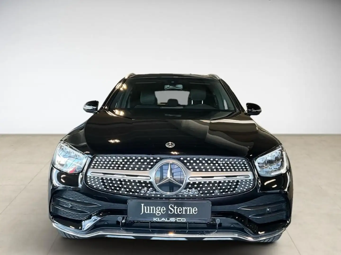 Mercedes-Benz GLC 200 AMG 4MATIC ParkAss. KAM Sport Navi SHZ Zwart - 2