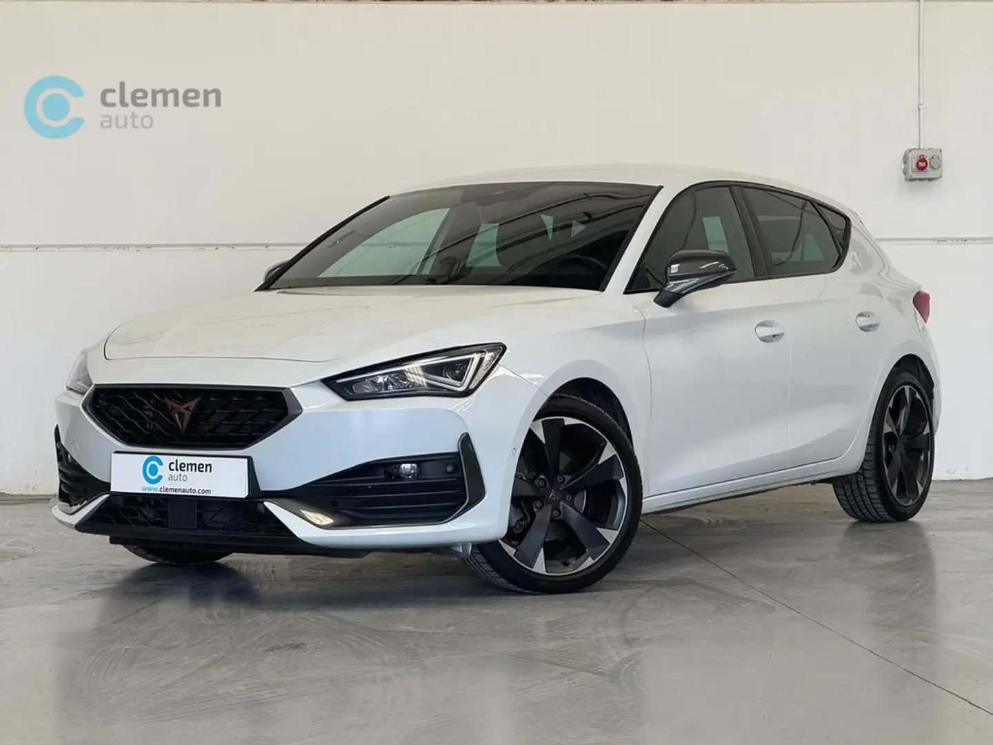 CUPRA Leon 1.5 eTSI DSG Wit - 1