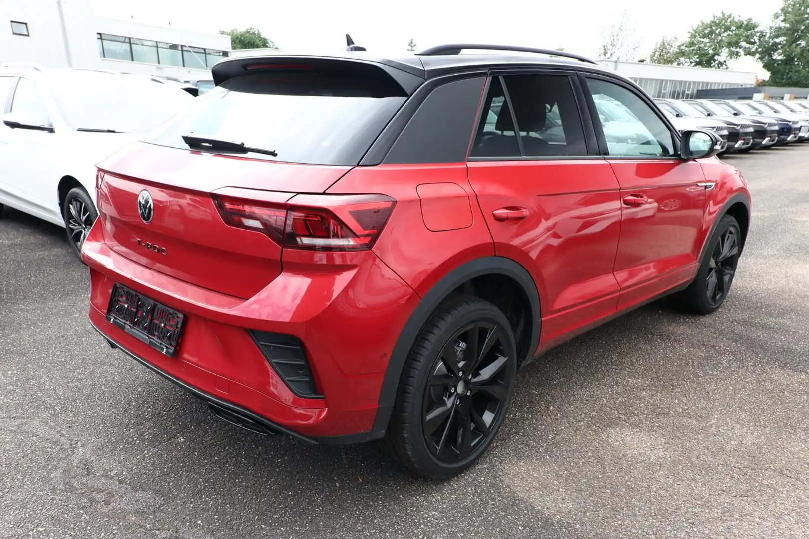Volkswagen T-Roc R-Line TSI DSG Pano BlackP 19Z LED+ EasyOp 110 ... Rot - 1