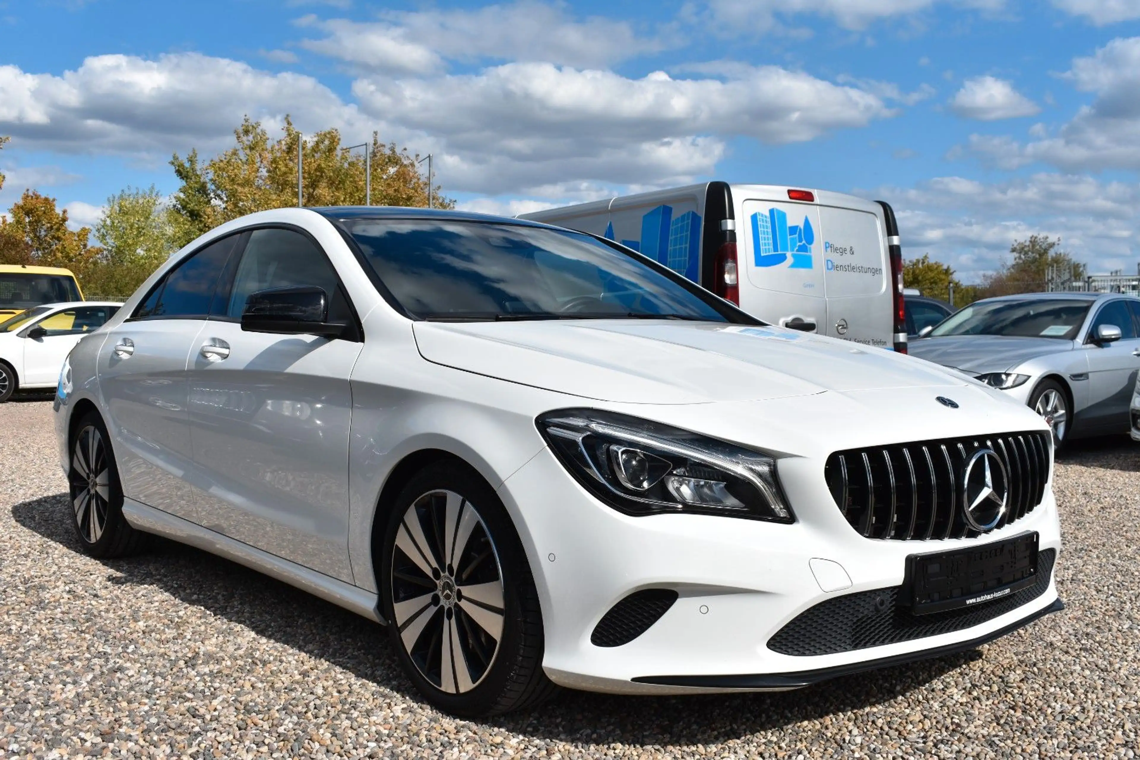 Mercedes-Benz CLA 250 NIGHT-PAKET/LED/KEYLESS/PANO/TEMPOMAT — photo 2