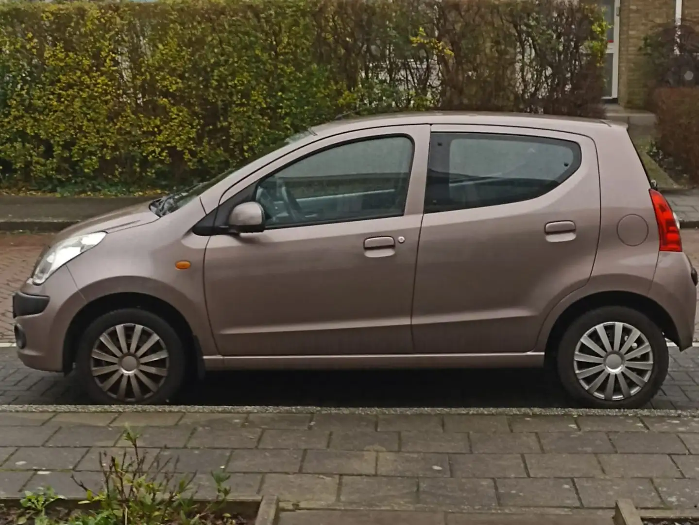 Nissan Pixo Pixo 1.0 Acenta Bronz - 1