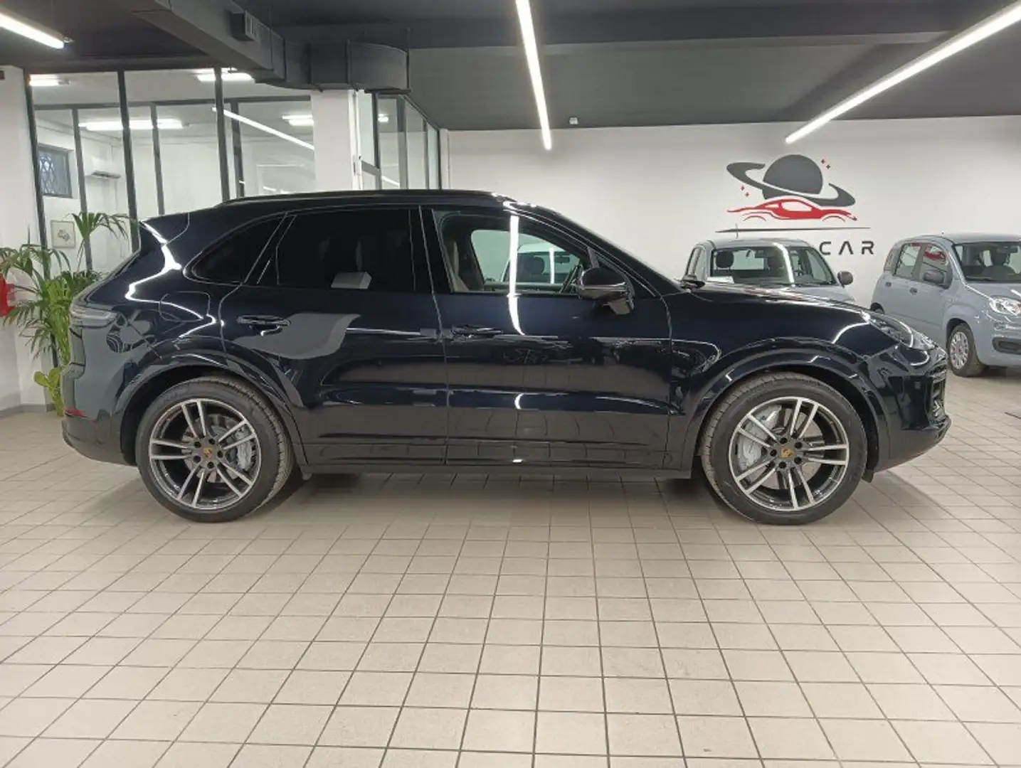 Porsche Cayenne Cayenne 4.0 V8 Turbo Nero - 2