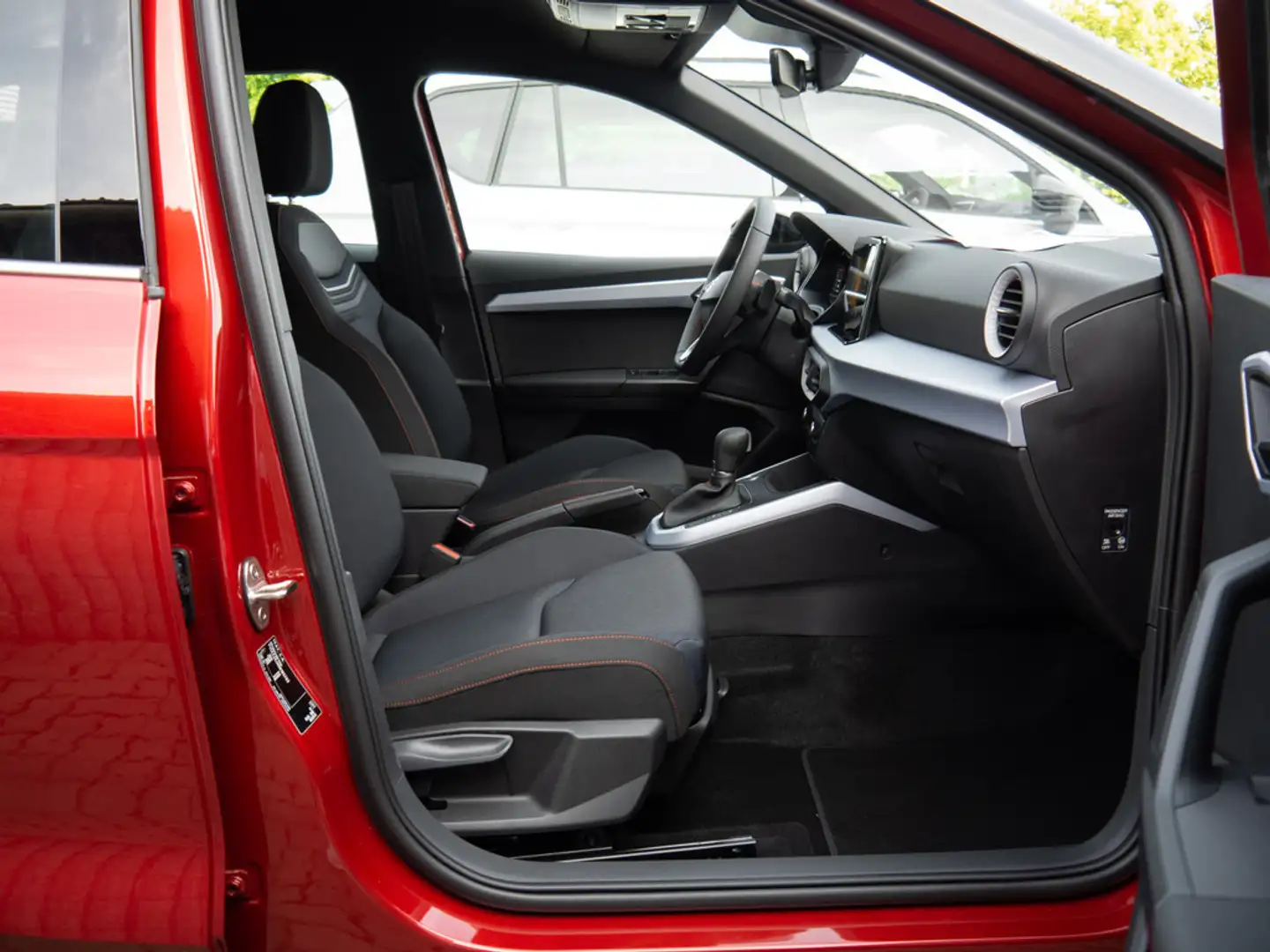 SEAT Arona 1.0 TSI FR PDC SHZ KAMERA NAVI ACC LED Rot - 2