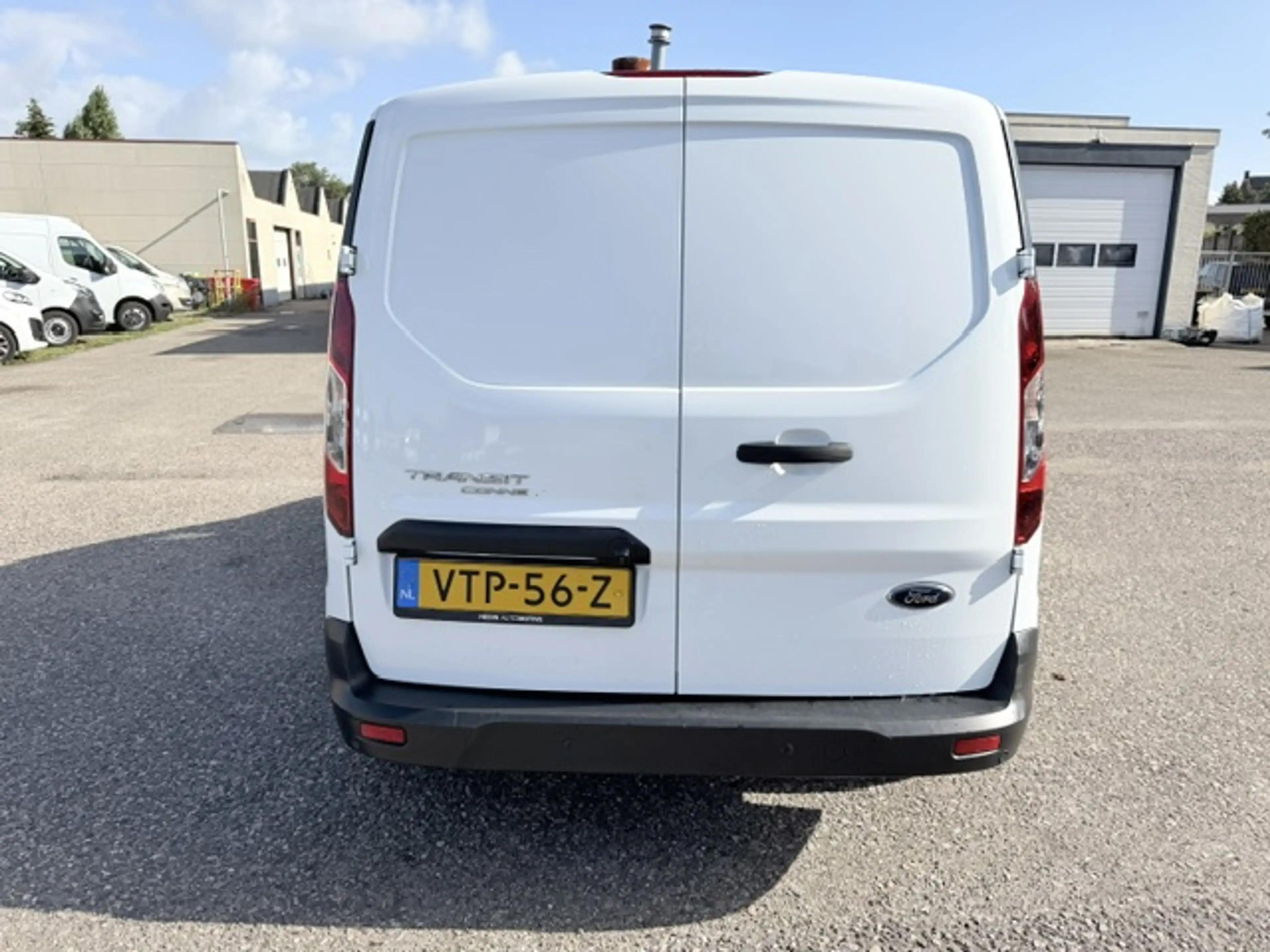 Ford Transit Connect 1.5 EcoBlue L1 Trend ! 73 kw ! CAMERA-PDC- KLIMA CONTROL-APPLE CARPLAY !! Bj 2023 !! — photo 10
