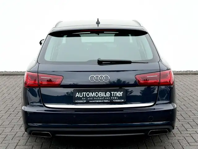 Audi A6 view 6
