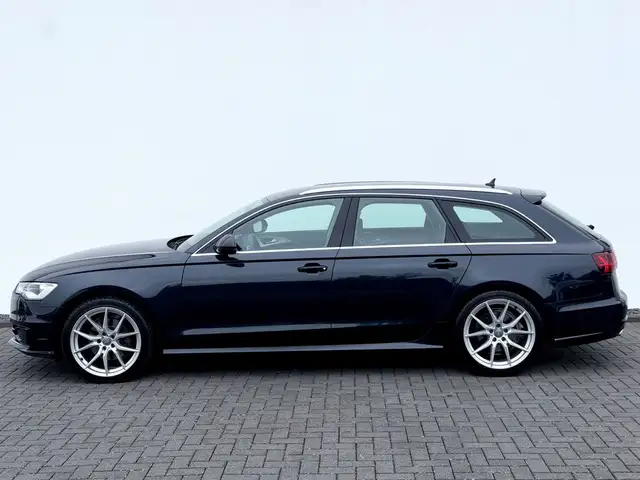 Audi A6 view 8