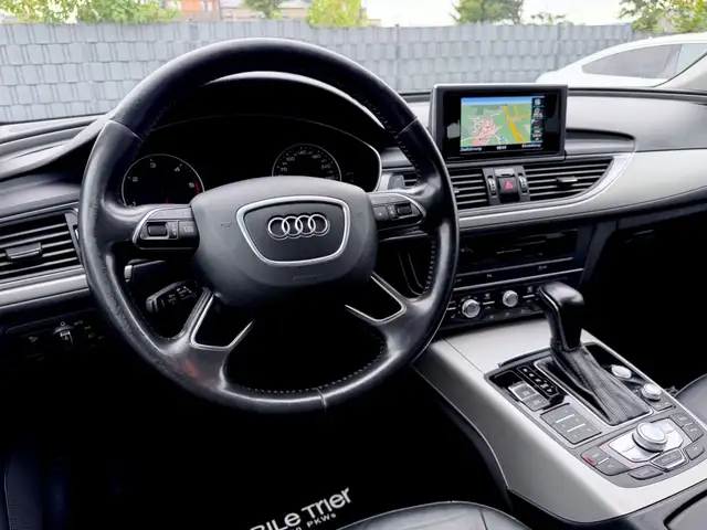 Audi A6 view 10