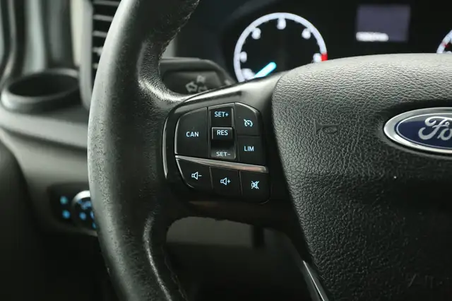 Ford Transit Custom view 14