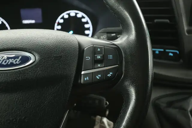 Ford Transit Custom view 15