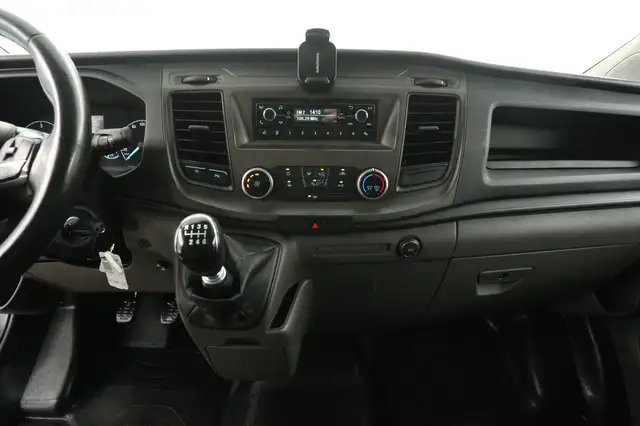 Ford Transit Custom view 11
