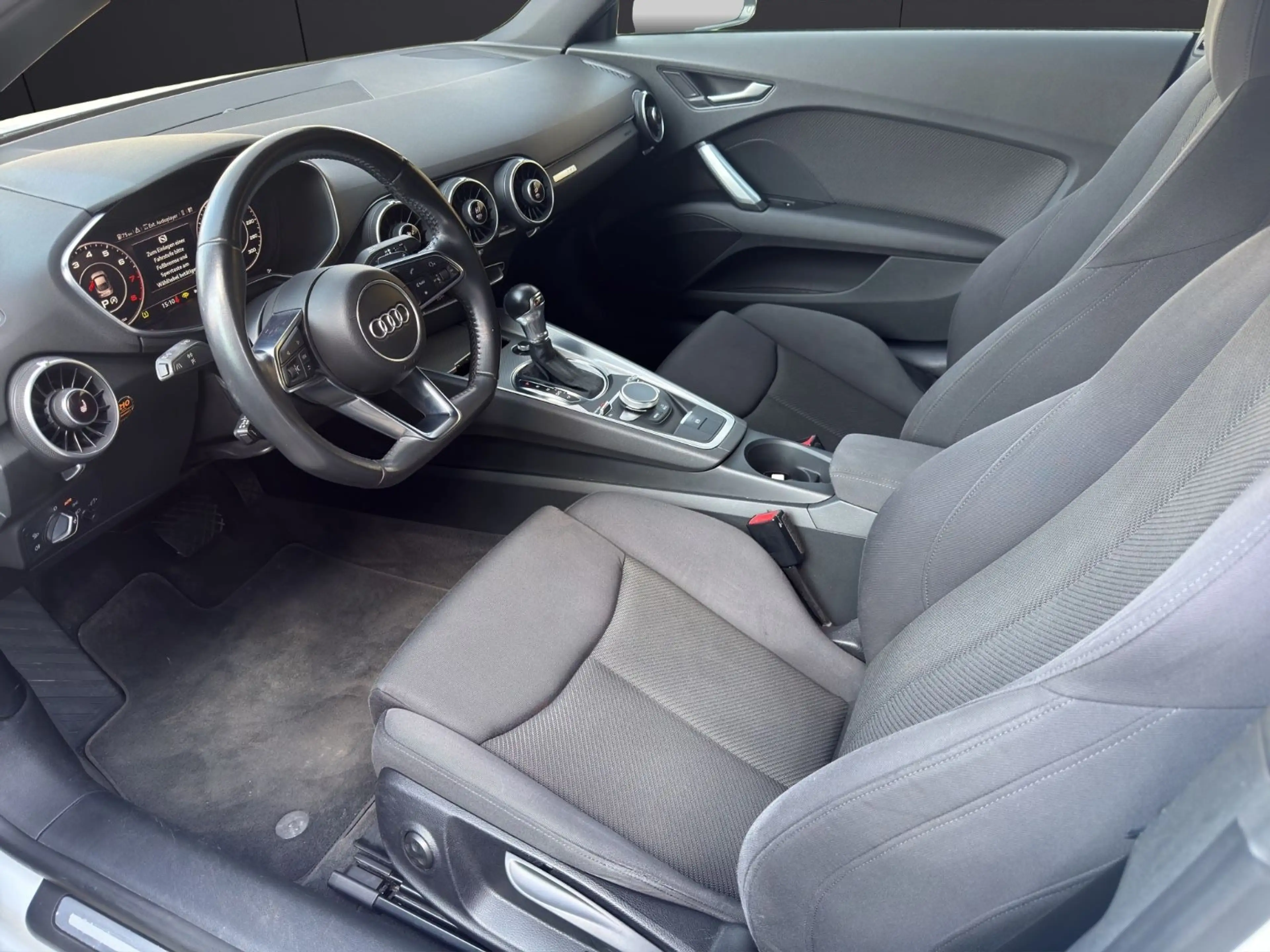 Audi TT Coupe 2.0 TFSI S-Tronic — photo 10
