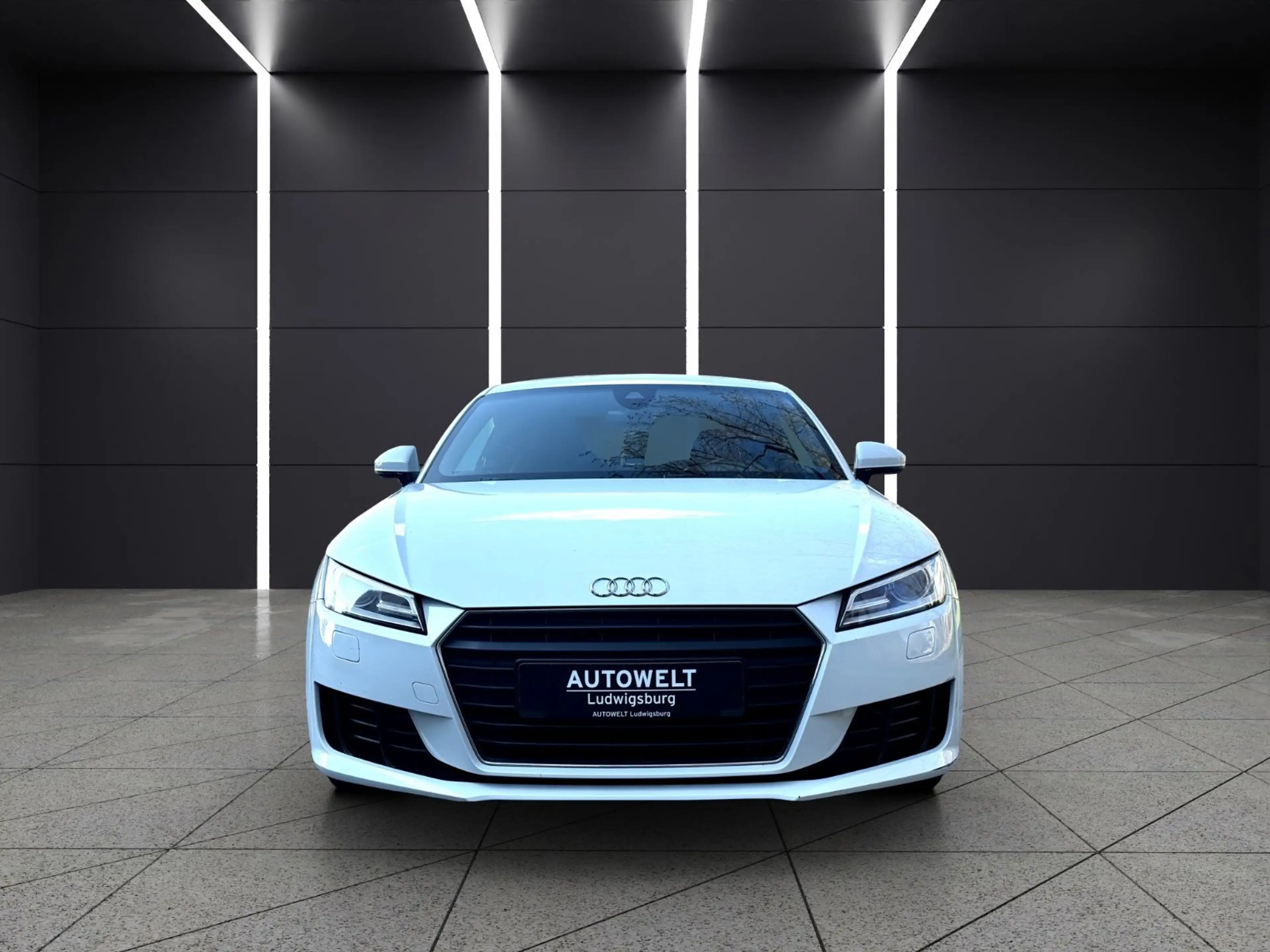 Audi TT Coupe 2.0 TFSI S-Tronic — photo 2