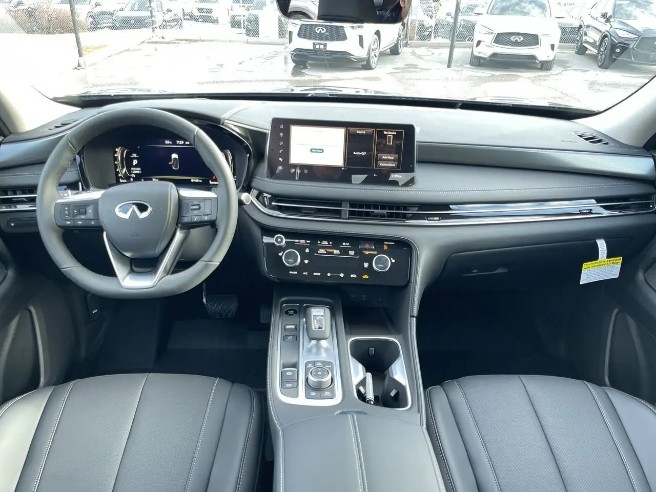 Infiniti QX60 снимка Infiniti QX60