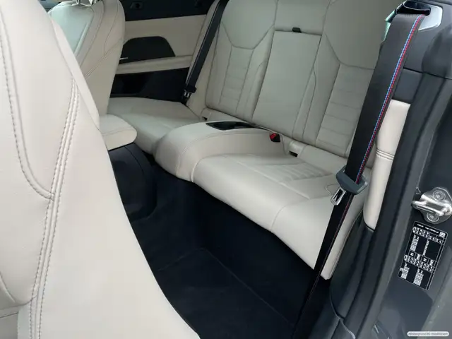 BMW M view 11