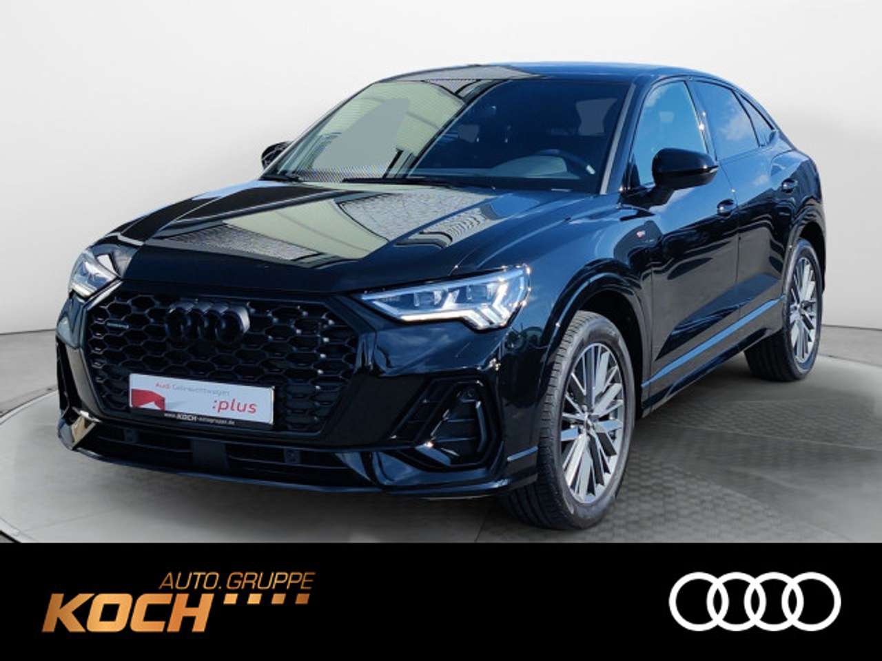 Audi Q3 — Audi Q3 40 TFSI q. S-Tronic S-Line, Ambient