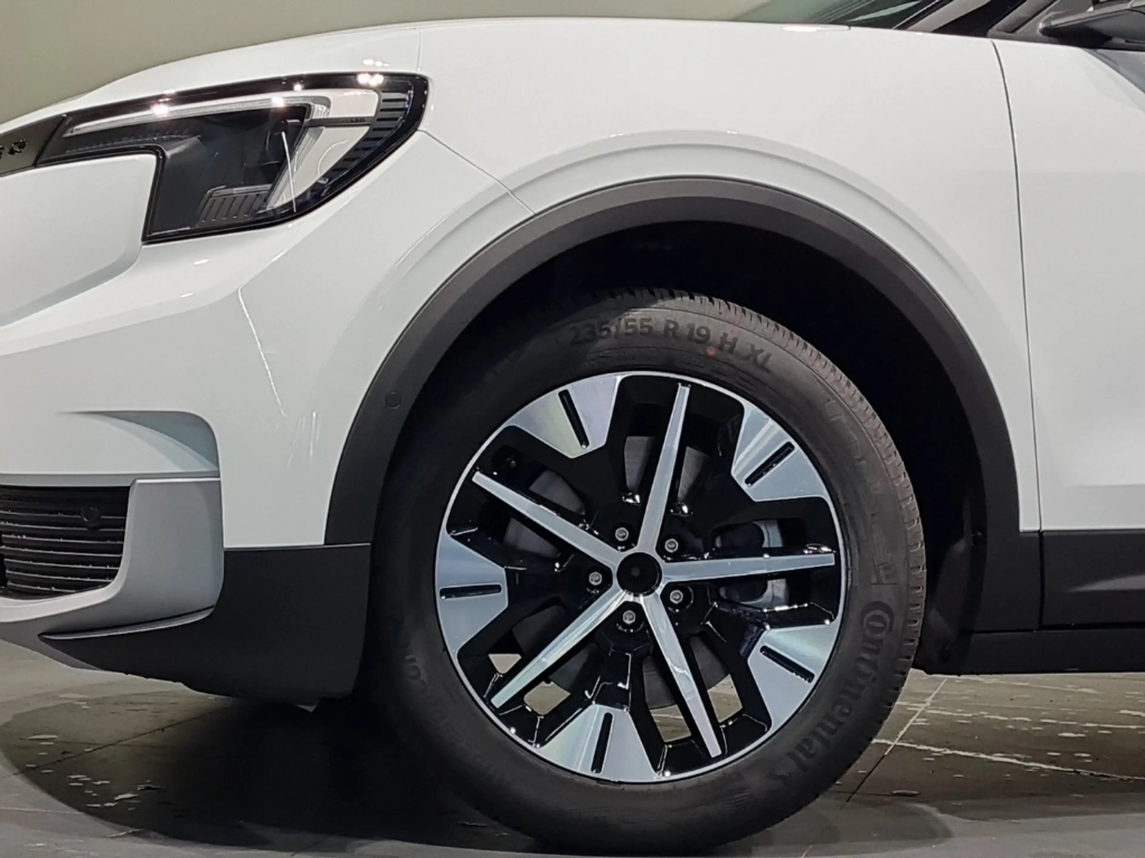 Ford Explorer Select 79kWH "Winter-Paket"LED" — photo 4