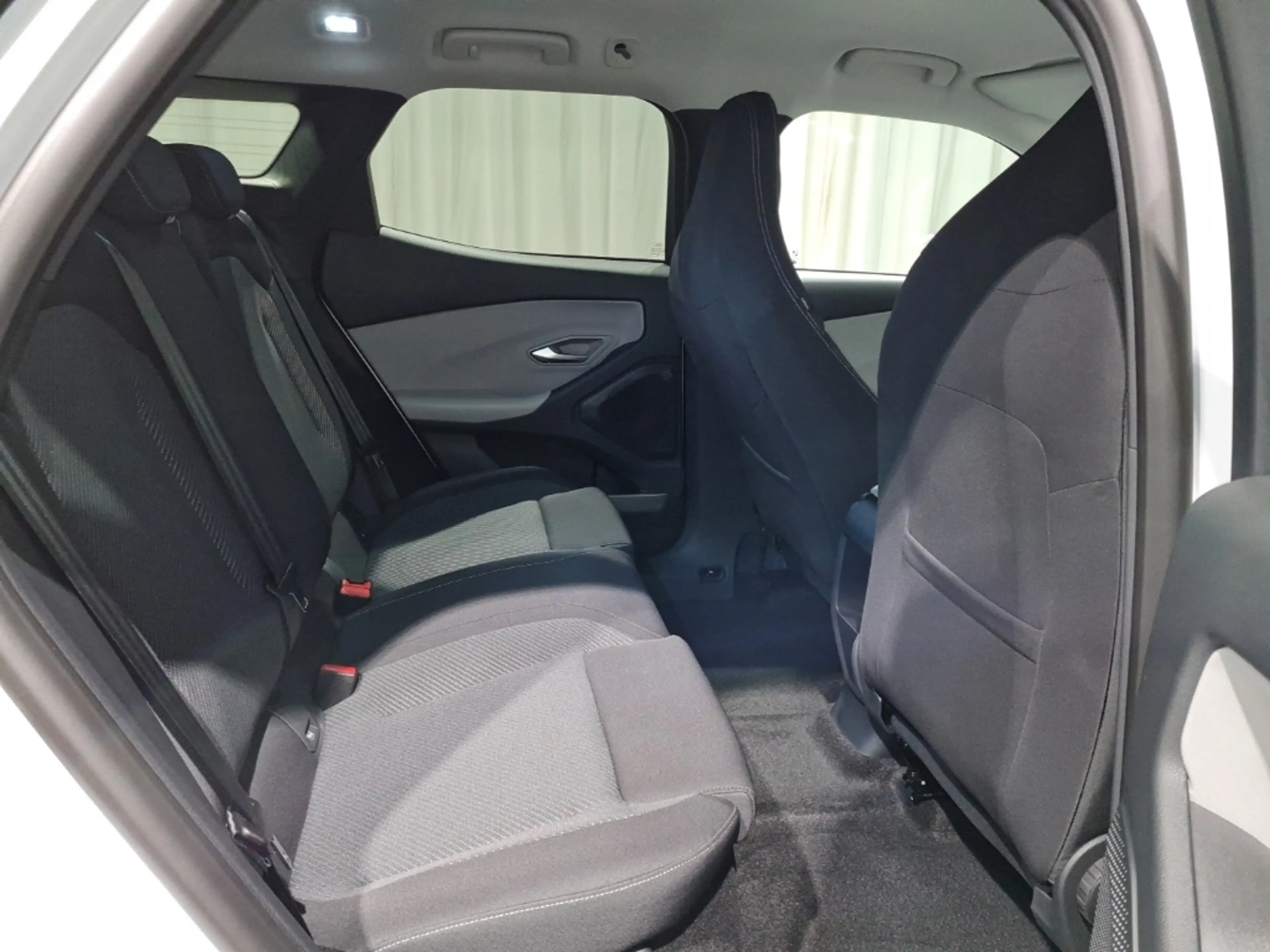Ford Explorer Select 79kWH "Winter-Paket"LED" — photo 9