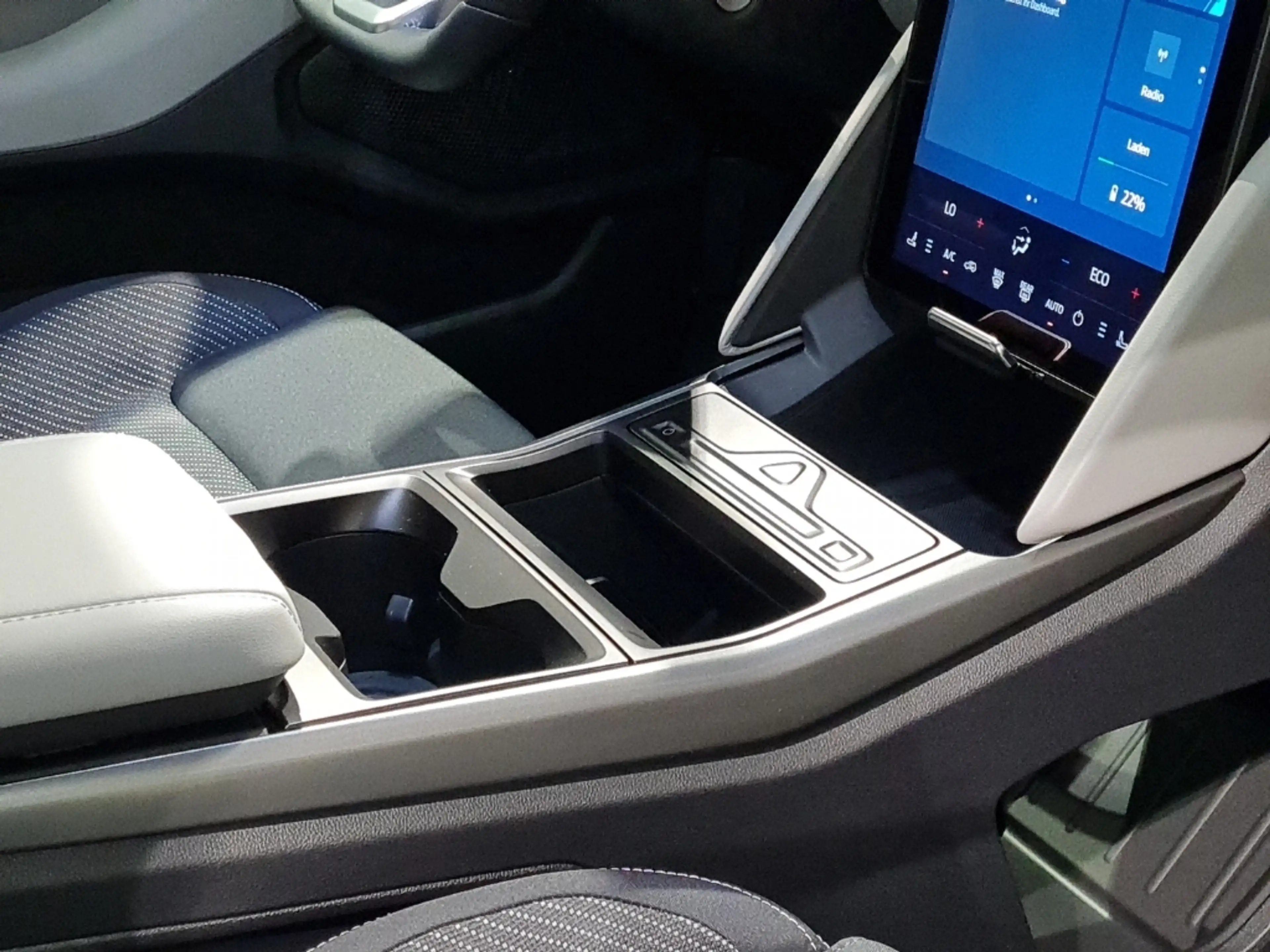 Ford Explorer Select 79kWH "Winter-Paket"LED" — photo 8
