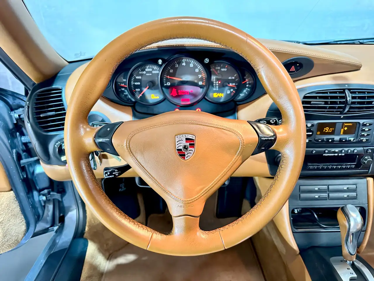 Porsche 911 Type 996 Turbo Coupé 3.6 420ch Tiptronic S, foto 2