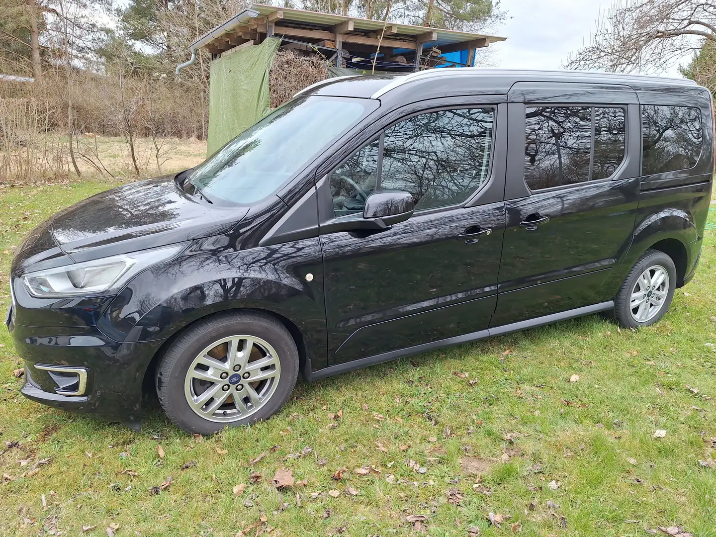 Ford Tourneo Connect Grand Tourneo Connect Titanium Autom. Diesel Schwarz - 2