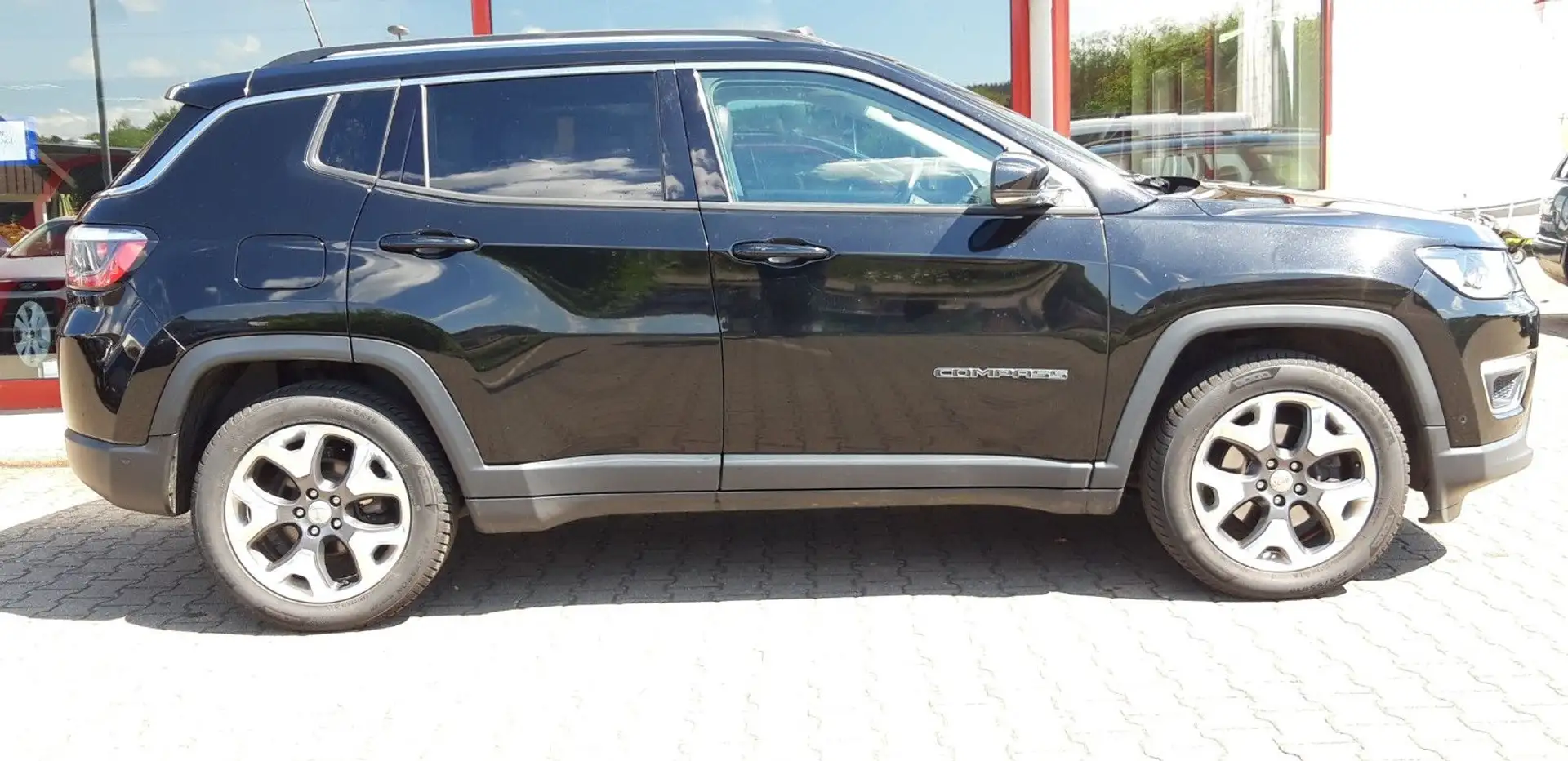 Jeep Compass Limited FWD, Leder, Schiebedach, Kamera. Noir - 1