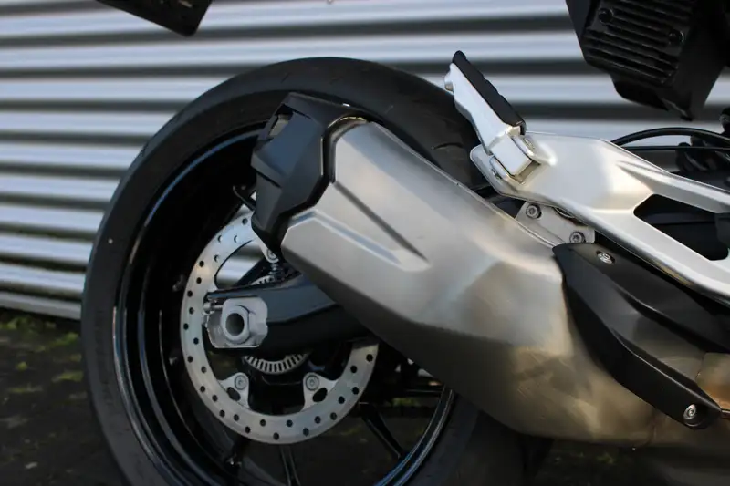 BMW F 900 R - foto 3