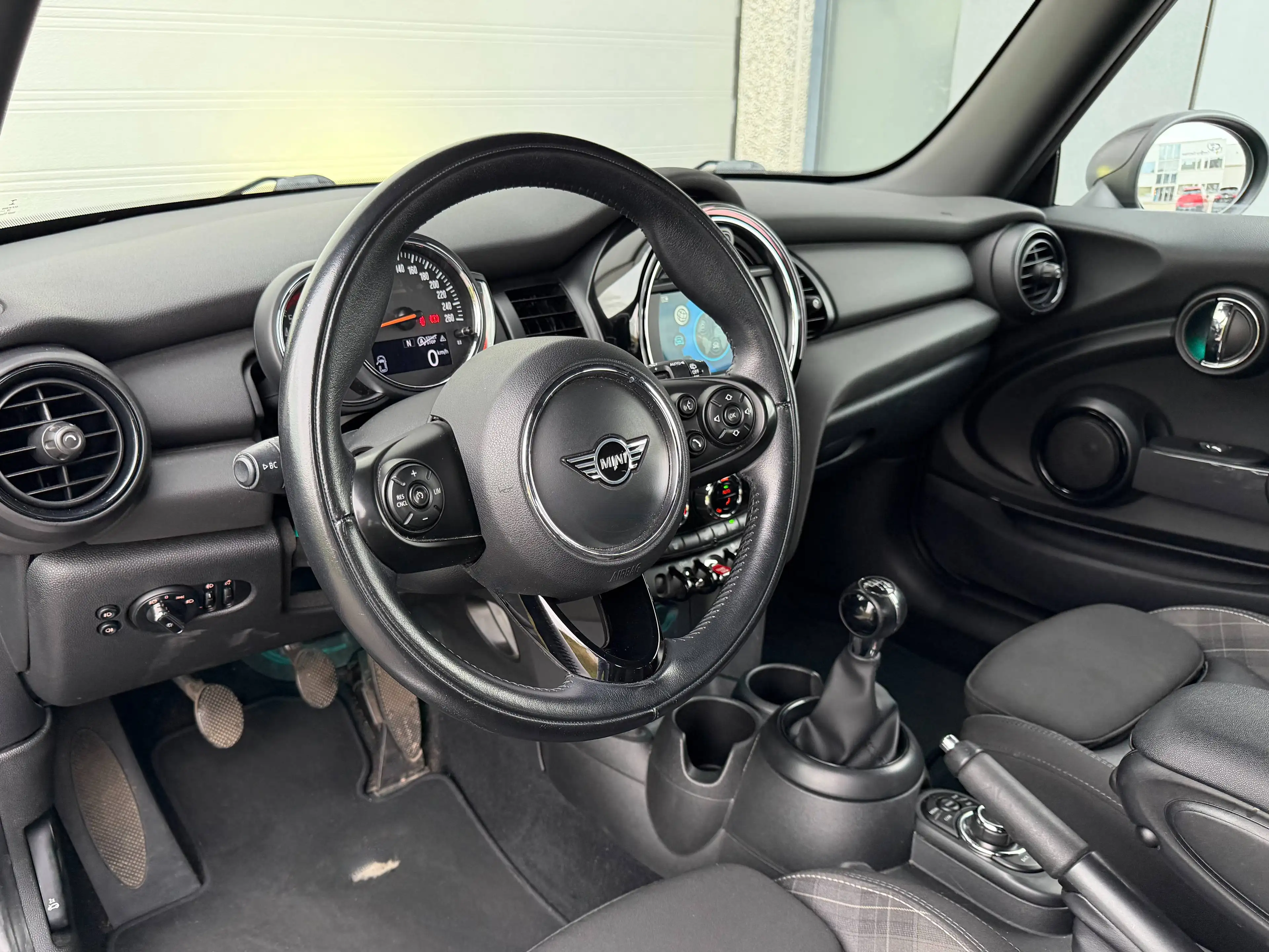 MINI One D Mini 1.5 D One (EU6c) — photo 11