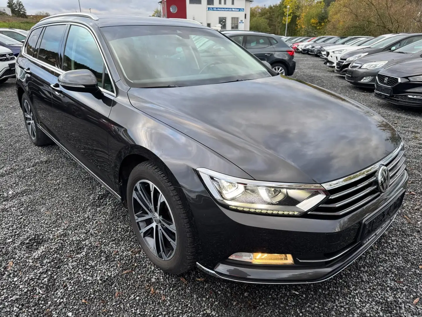 Volkswagen Passat Variant 2.0 TDI *DSG*HIGHLINE*PDCHI+VO+KA Grau - 1