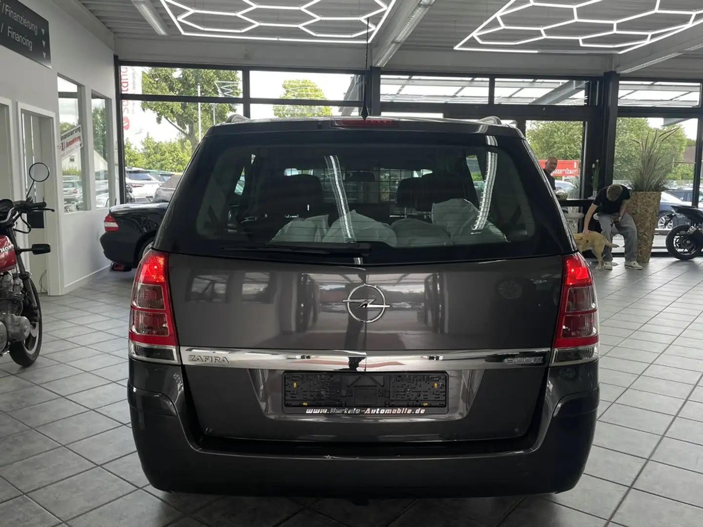 Opel Zafira 1.7 CDTI Family, 1.Hand, 7-Sitzer, Klima Сірий - 2