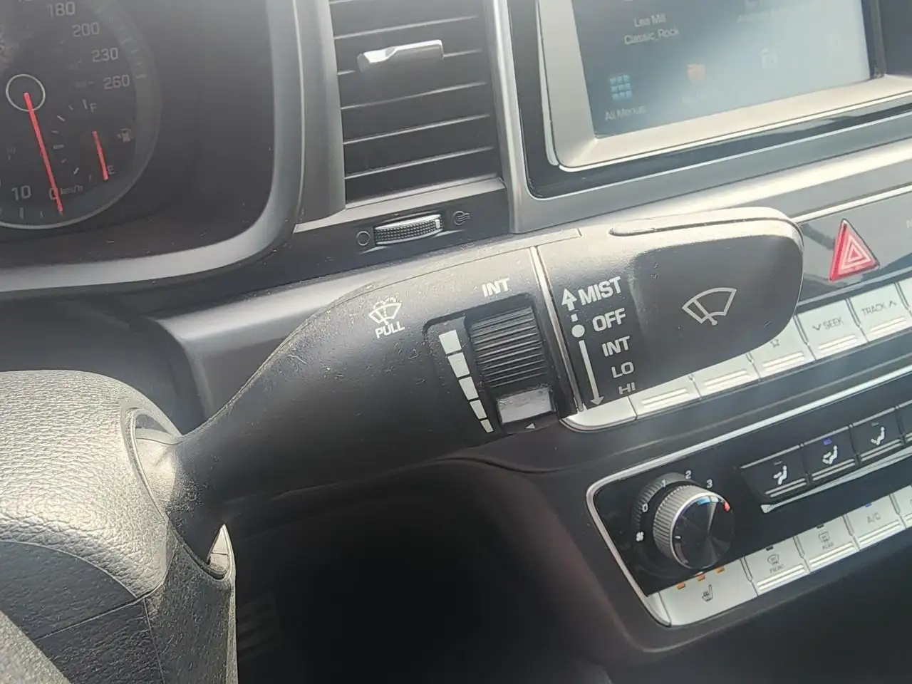 Hyundai SONATA снимка Hyundai SONATA