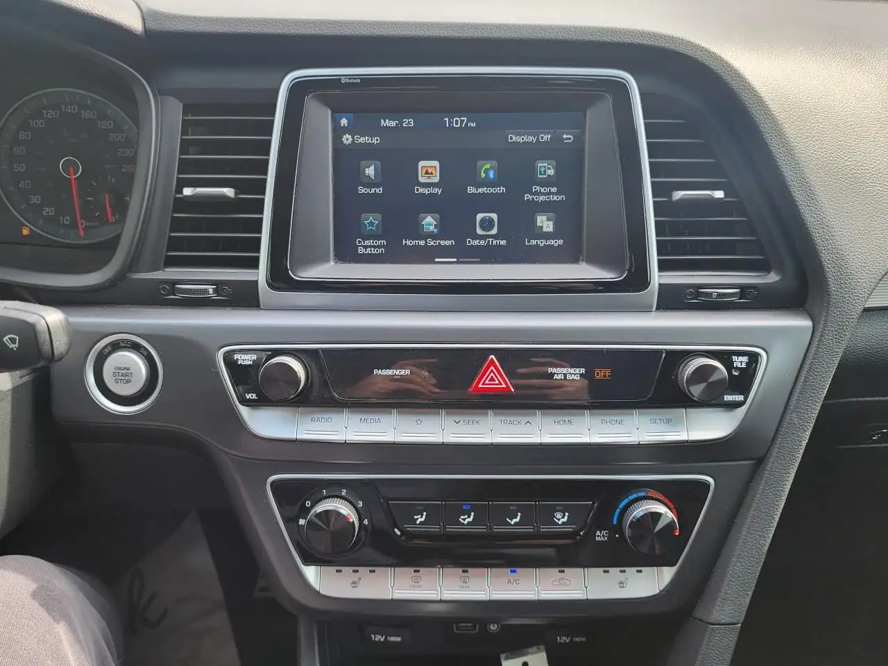 Hyundai SONATA снимка Hyundai SONATA