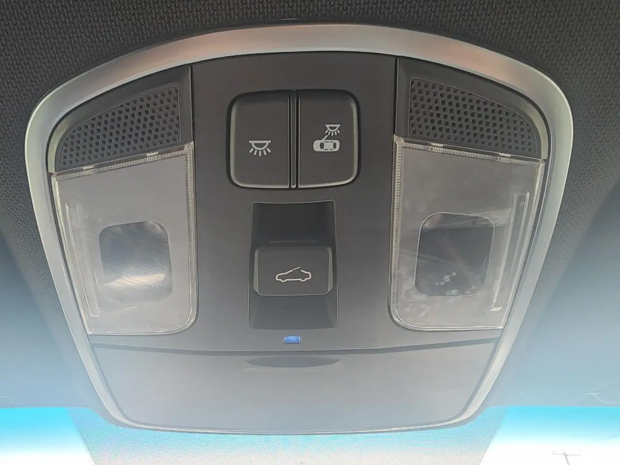 Hyundai SONATA снимка Hyundai SONATA