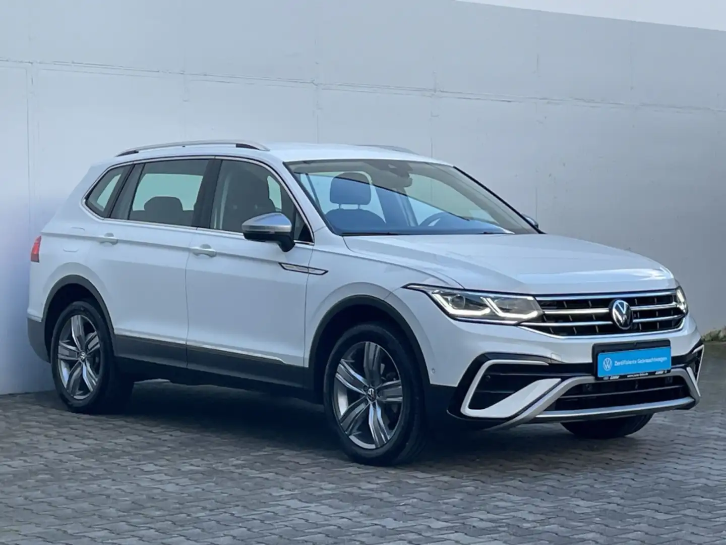 Volkswagen Tiguan Allspace 2.0 TDI DSG Elegance 4Motion HUD/IQ.Light/H&K/Keyl Weiß - 2