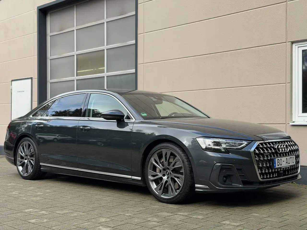 Audi A8