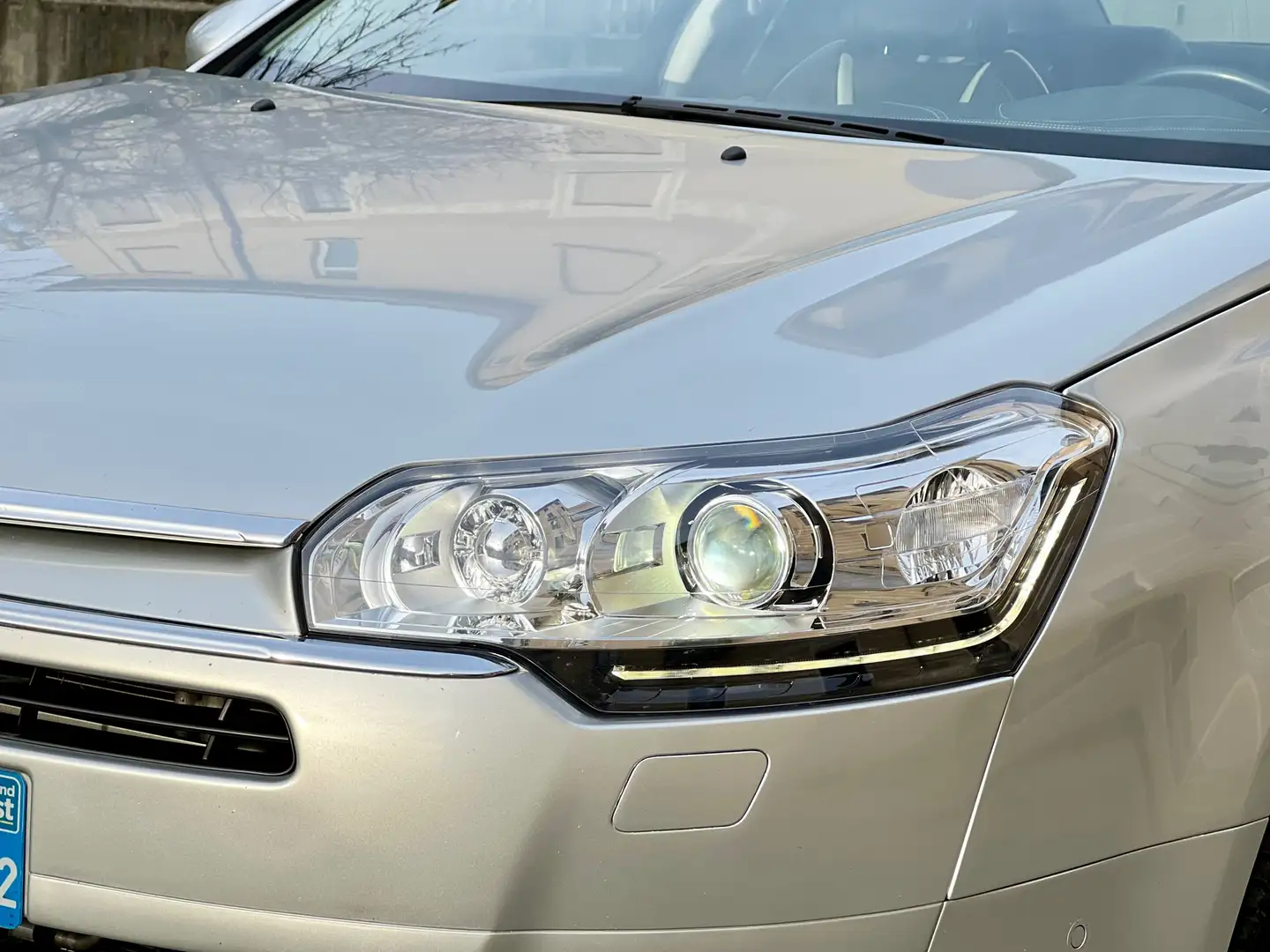 Citroen C5 Berlina 2.0 BlueHDi 180cv aut Hydractive Exclusive Plateado - 2